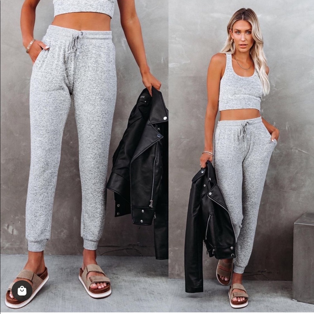 VICI Live Cozy Jogger SET in size S- light grey